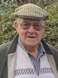 Heartbroken daughter speaks after losing both parents in a year