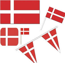 De vlag van denemarken is rood met een wit scandinavisch kruis. Bol Com Feestartikelen Denemarken Versiering Pakket Denemarken Thema Decoratie Deense Vlag