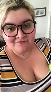 Constance Harvey 🇨🇦 (@guedille_poulet)'s videos with son original