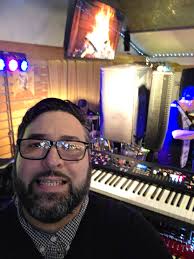 Hello! I'm a guitarist who plays in various styles, both solo and as an  accompanist. I'm open to collaboration and new musical projects. gr_gryniuk  077 66129026