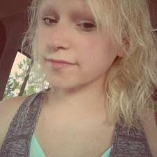 Alexis Posey's Instagram, Twitter & Facebook