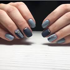 Aktualne Trendy Szarego Manicure W 2020 Roku