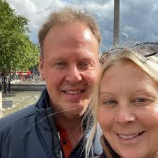 Kelly Shackleton's Instagram, Twitter & Facebook