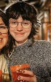 Our Artists — The Lazy Buzzard