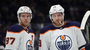 Mcdavid's 3 points leads oilers past senators. Leon Draisaitl Bluht Weiter Auf Und Fuhrt Nun In Nhl Scorerliste