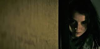 “No me mates”: amor adolescente con un eco de “Crepúsculo” y una legión de  supermuertos