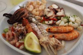 Bollito misto literally translates to boiled mix, and is as traditional to the piemontese region as barbecue is to americans in the south. Il Top Tra Le Osterie E I Ristoranti Di Mestre Trattoria Alla Pesa Trattoria Alla Pesa