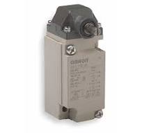 Heavy Duty Limit Switch, No Lever, Rotary, DPDT, 5A at 600V AC, Actuator  Location: Side