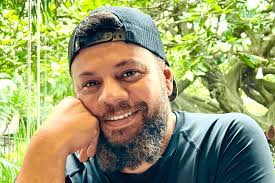 Meet Paco Jimenez: Hollywood Sparkle with a Costa Rican Heart : The Tico  Times