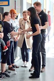 She and prince harry visited a learning centre in la. Meghan Markle News Prince Harry Fiancee S Dressed Down Look Cost This Enormous Sum Express Co Uk