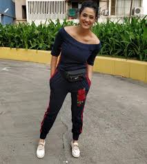 @shwetatiwarione on how she got back in shape! Shweta Tiwari Inspiring Post On Her Weight Loss Journey 73 Kg à¤¦ à¤¬ à¤° à¤® à¤¬à¤¨à¤¨ à¤• à¤¬ à¤¦ 73 à¤• à¤² à¤• à¤¶ à¤µ à¤¤ à¤¤ à¤µ à¤° à¤¨ à¤à¤¸ à¤˜à¤Ÿ à¤¯ à¤µà¤œà¤¨ 3 à¤¸ à¤² à¤¬ à¤¦ à¤¶ à¤¯à¤° à¤• à¤¯ à¤¸ à¤• à¤° à¤Ÿ Hindi News