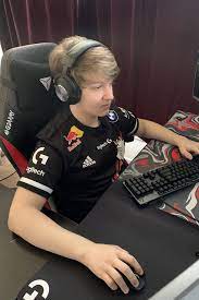 10 second (looping) webm format. Sen Zyfa On Twitter Gonna Start Facecam Streaming Daily Every Morning For The Off Season Do You Guys Think This Is A Good Angle For My Camera Or Should I Put It