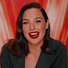 למחלבת גדות הירדן דרוש עובד יצור ואחראי מחסן תוצג. Pin On Gal Gadot 3