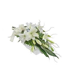 Families from laos, china, japan, and other asian countries tend to prefer the same types of blossoms. Why Do We Have Flowers At Funerals