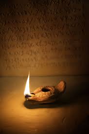 Lit Oil Lamp Ancient Hebrew Ancient Oil Lamp Ancient Lamp Oil Lamps
