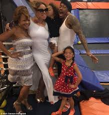 Background information birth name nicholas scott cannon. Nick Cannon Says His And Mariah Carey S Daughter S Talent Is In The Genes But Whose