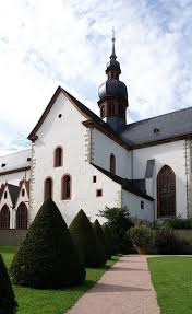 Kloster Eberbach Blick Vom Garten Zur Basilika Eberbach Monastery Garden And Basilica House Styles Mansions 12th Century