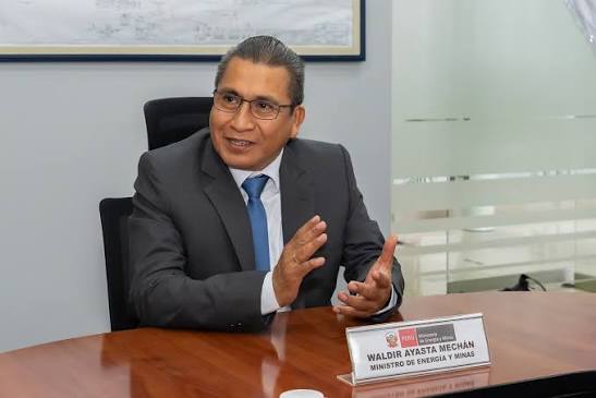 ⚡🤝 Recibimos la visita del ministro de Energía y Minas, Waldir Ayasta, en nuestra Sede Regional, donde conoció de cerca las acciones, proyectos y el trabajo que realizamos para fortalecer el servicio