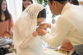 Foto yg lagi akad nikah di kampung / 45 akad nikah ideas muslimah wedding dress muslimah weddi… An Indoor Garden Akad Nikah The Wedding Notebook Magazine Akad Nikah Nikah Muslim Couple Photography