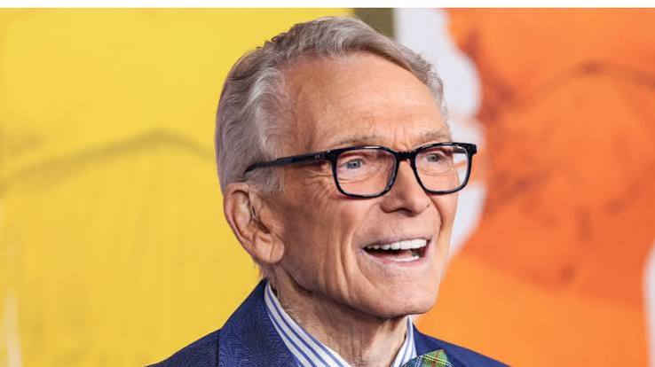 Bob Mackie Net Worth: His Earnings, Brand and Lasting Legacy