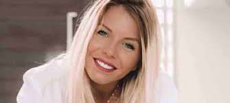 She is known for being a reality star. Les Marseillais Vs Le Reste Du Monde 3 Jessica Thivenin Prend Une Grande Decision Mce Tv