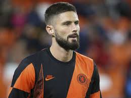 Men's football celebrity short hair inspiration! Olivier Giroud Set To Stay At Chelsea In January As No Club Wants To Pay Transfer Fee 90min