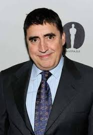 This is just for fun, but i had an idea who I think could be an interesting  choice for Hagrid in the reboot series: to be portrayed by Alfred Molina. I  think