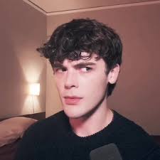 Have no idea how to use AI like in some other edits so this is the best I  could do