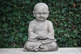 Bernardo bertolucci's little buddha tells the story of a young seattle boy who may, or may not, be the reincarnation of a venerated buddhist teacher. Movie Night Little Buddha Middle Way La