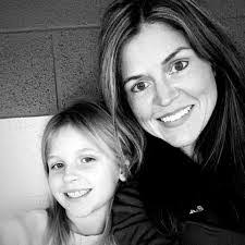 Autumn Cottrell's Instagram, Twitter & Facebook