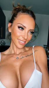 Alison Parker on X: Stay in bed with me or go out with the boys?🫶🏼  t.coYYHIBzoBQO  X