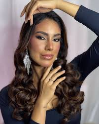 Make Glam ✨ . . #maquiagem #maquiagemglam #maquiagemglamour  #maquiagemprofissional #maquiagemlovers #maquiagembrasil #makeup #make  #makeglam #makeglamour