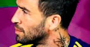 İstanbul dövme salonu tattoo murat i̇skambil dövmesi play card tattoo. Yildizlari Isimleri Ile Boynunda Son Dakika Spor Haberleri