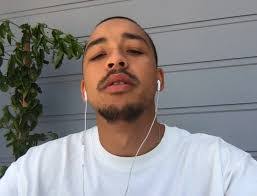 David Molle's Instagram, Twitter & Facebook