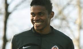 Brasileiro Maicon, do Shakhtar, morre em acidente de carro