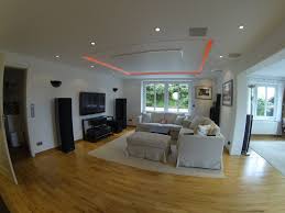 10 meter led strip um den rahmen legen und 6 led strahler einbauen. Wieder Fotos Von Einer Schonen Heimkinolosung Im Wohnzimmer Blog Grobi Tv