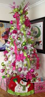 White Tree With Hot Pink And Green Christmas Tree Decor Colorful Christmas Tree Pink Christmas Decorations Pink Christmas Tree