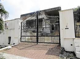 Rs mitra keluarga kelapa gadingjl. Two Vacant Bungalows Cause Worry For Nearby Residents In Section 5 The Star