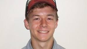 Leno awarded $1,000 scholarship