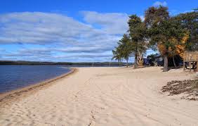 La résidence waldoase s'étend sur 40 000 m² de forêt et s'étend directement sur la plus longue promenade de plage d'europe. Plages Du Canada Top 10 Des Plus Belles Etendues De Sable