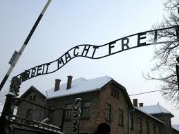 Drama, action die verlorene zeit character : Die Verlorene Zeit Ard Film Uber Die Geschichte Zweier Auschwitz Uberlebender Lvz Leipziger Volkszeitung