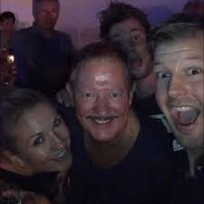 These cubs are proving to be a real nuisance for their mum 😂