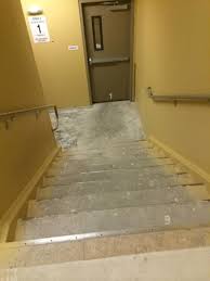 The vancouver mall is 8 miles away. Hotel Room With A Couch Not A Suite Picture Of Holiday Inn Express Suites Page Lake Powell Area Tripadvisor