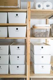 Ordnungssystem Mit Tipps Fur Aufbewahrung In Abstellraum Und Kuche In 2020 Abstellraum Ikea Aufbewahrung Vorratsraum Organisieren