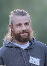 Atlassian founder Mike Cannon-Brookes and wife Annie buy Newport property  adjacent to their home