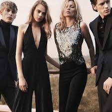 Voir plus d'idées sur le robes pour femmes | etsy fr. Video Kate Et Cara Fetent Noel Chez Mango Femme Actuelle Le Mag