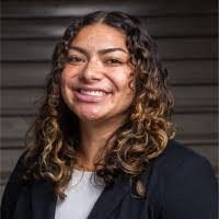 Lesha Thompson's Instagram, Twitter & Facebook