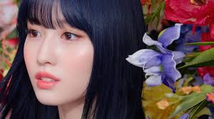 Twice x ohboy 2018 kpop wallpaper lockscreen sana chaeyoung momo tzuyu nayeon da. Twice I Cant Stop Me Momo Eyes Wide Open Hd 4k Wallpaper 8 797