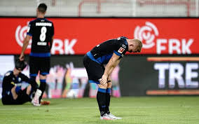 „ich gehe weiter volles risiko! Paderborn Dipastikan Degradasi Ke 2 Bundesliga Bola Bisnis Com