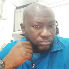 Would ANYONE please help or be willing to throw me ideas as to what's wrong  or know anything about 2005 Nissan Altima 2.5 4cylinder? Changed an  alternator and serpentine as well as